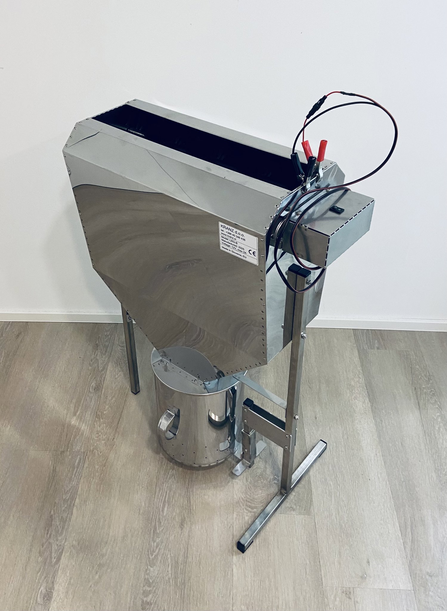 Dispositif d'écartement des abeilles